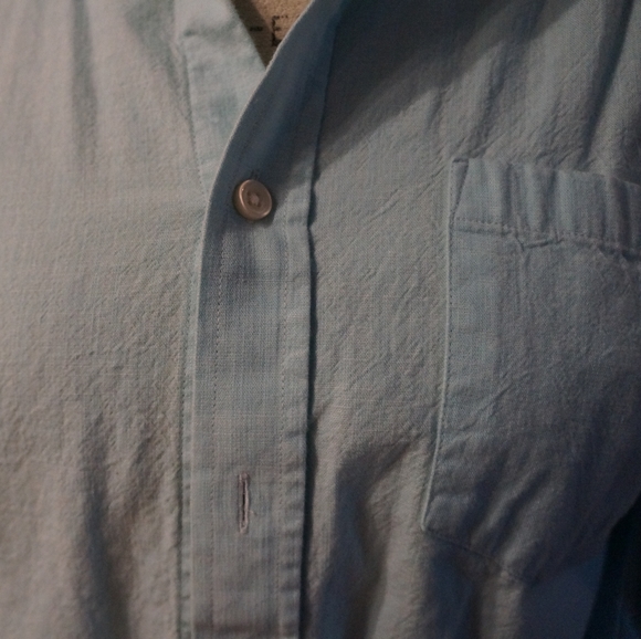 Banana republic cotton summer button up - Picture 2 of 4